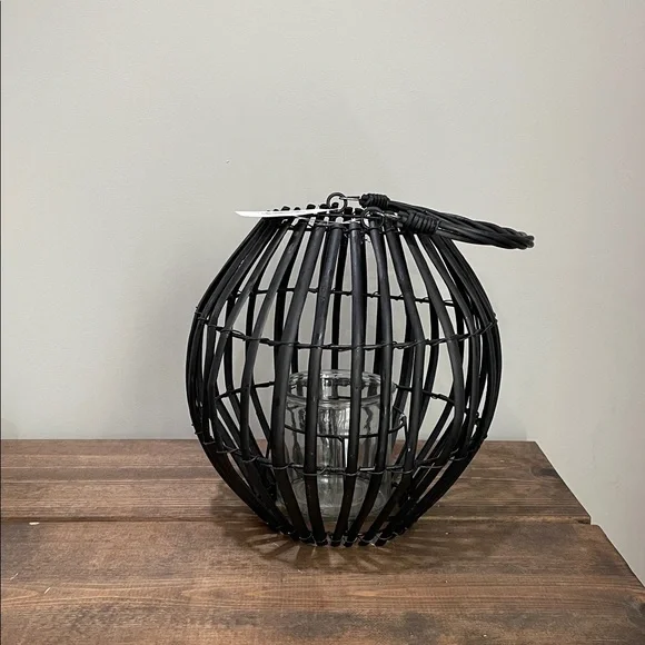 Black Rattan Lantern - Picture 4 of 7